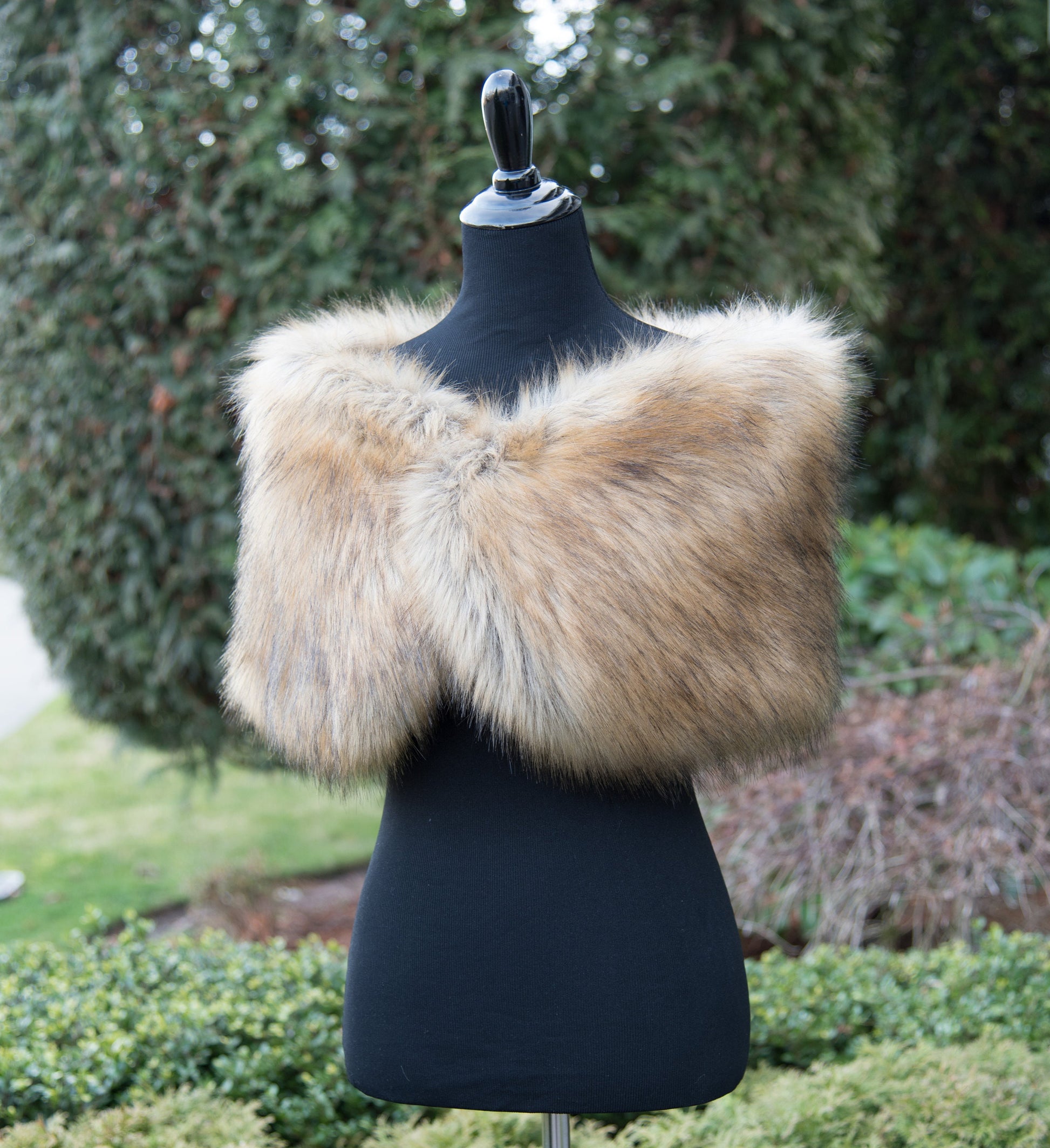 Brown faux fur bridal wrap, wedding faux fur shawl, faux fur bridal stole, faux fur cape B012-fox-2