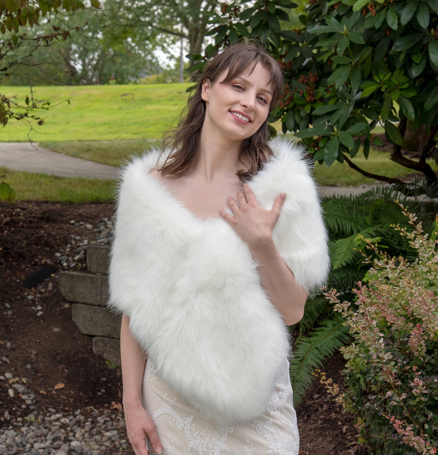 Pure ivory faux fur wrap faux fur shawl faux fur stole wedding shrug bridal shrug faux fur cape faux fur wrap bridal B005