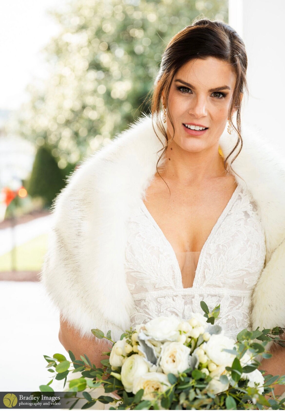 Light ivory with black tips faux fur wrap faux fur stole faux fur shawl bridal wrap faux fur shrug bridal cape B005 Light ivory with black tips faux fur wrap faux fur stole faux fur shawl bridal wrap faux fur shrug bridal cape B005