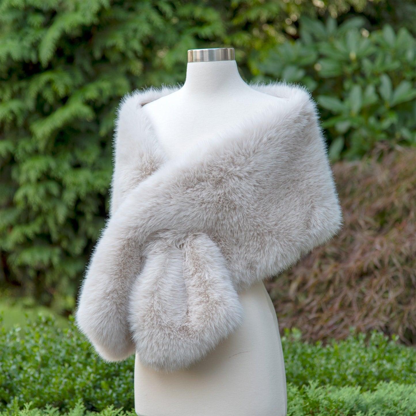 Light blush gray faux fur wrap bridal shawl wedding faux fur shawl, faux fur stole, bridal cape, faux fur shrug