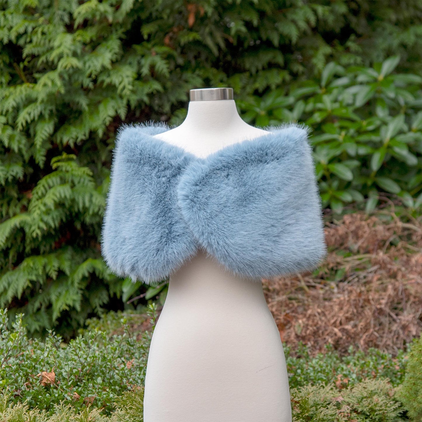 Blue faux fur wrap, silver faux fur stole, faux fur shawl, bridal wrap, wedding shrug, bridal shrug, faux fur cape, faux fur wrap B012-blue