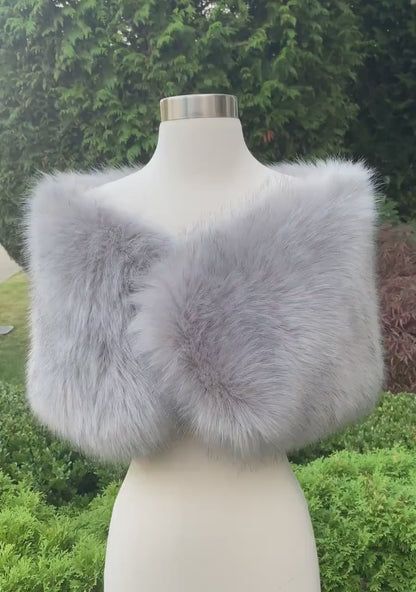 Gray faux fur wrap, silver faux fur stole, faux fur shawl, bridal wrap, wedding shrug, bridal shrug, faux fur cape, faux fur wrap B012-gray