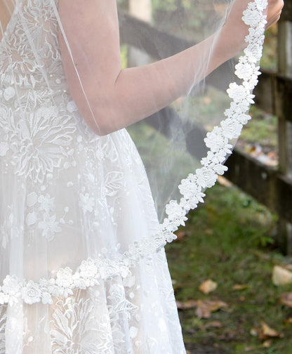 Wedding veil, bridal veil, wedding veil ivory, wedding veil lace trim, venice lace veil