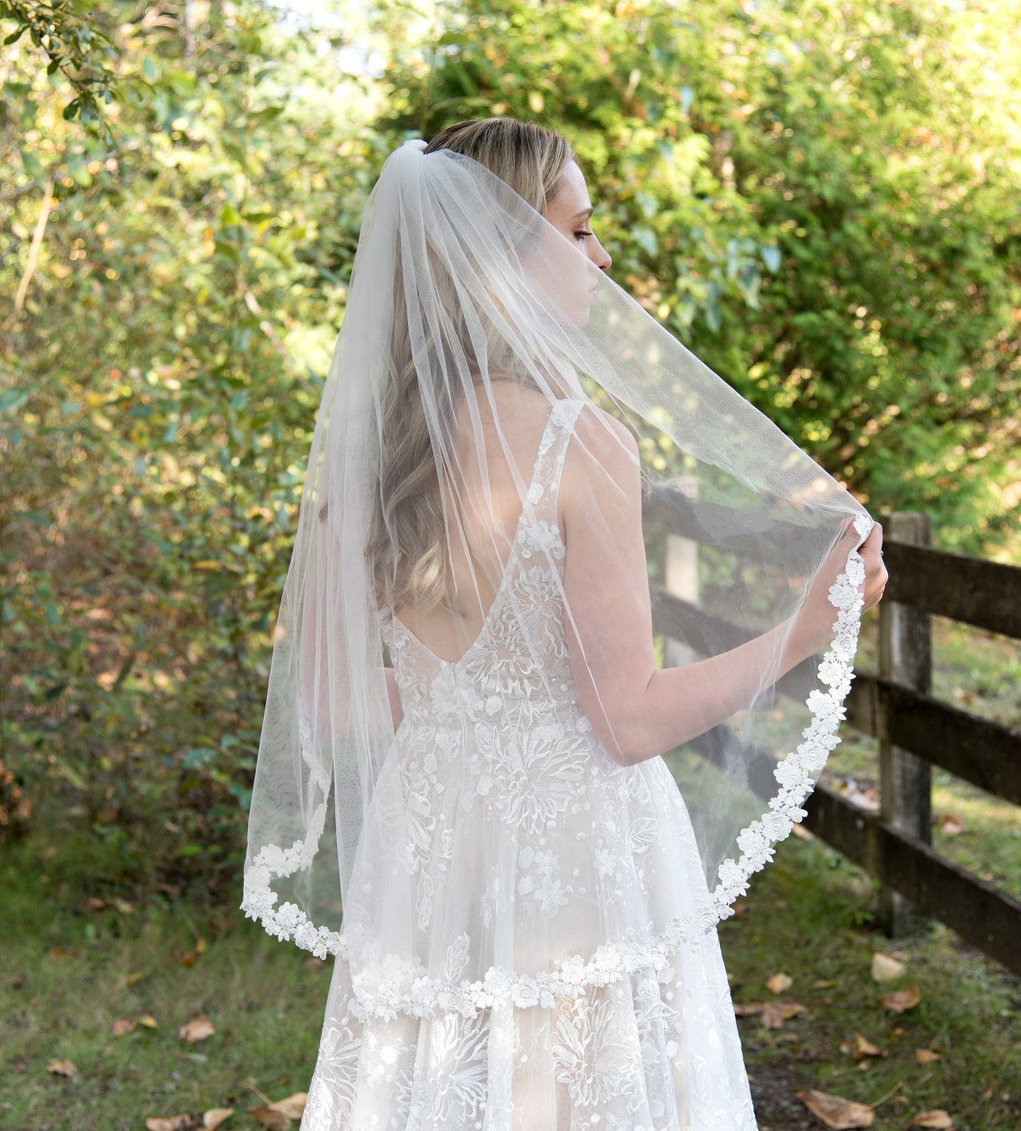 Wedding veil, bridal veil, wedding veil ivory, wedding veil lace trim, venice lace veil