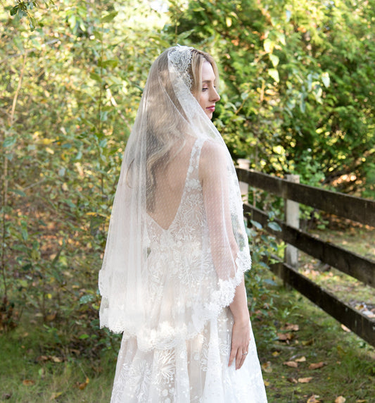 wedding veil, bridal veil, mantilla veil, elbow length veil, alencon lace veil, wedding veil ivory