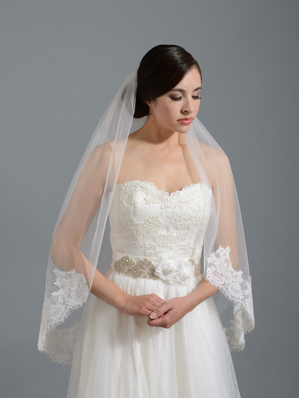 Wedding veil, bridal veil, wedding veil ivory, wedding veil lace trim, alencon lace veil