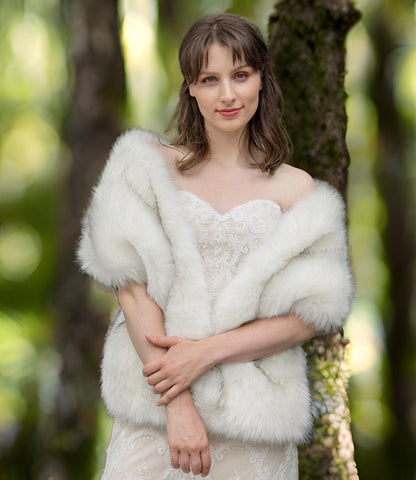 Light ivory faux fur wrap with black tips B005-light-ivory-black-tips