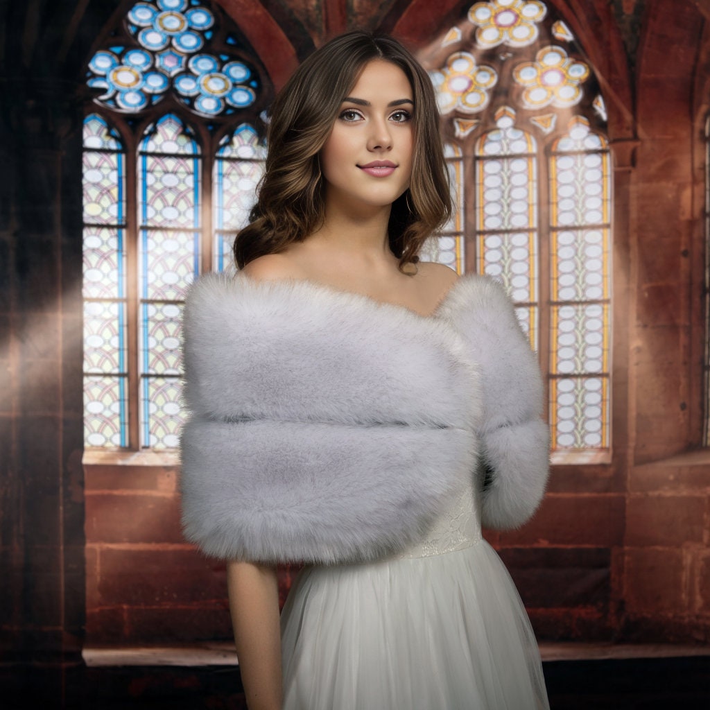 Light gray faux fur bridal wrap, wedding faux fur shawl, faux fur bridal stole, faux fur cape B015-Light-Gray