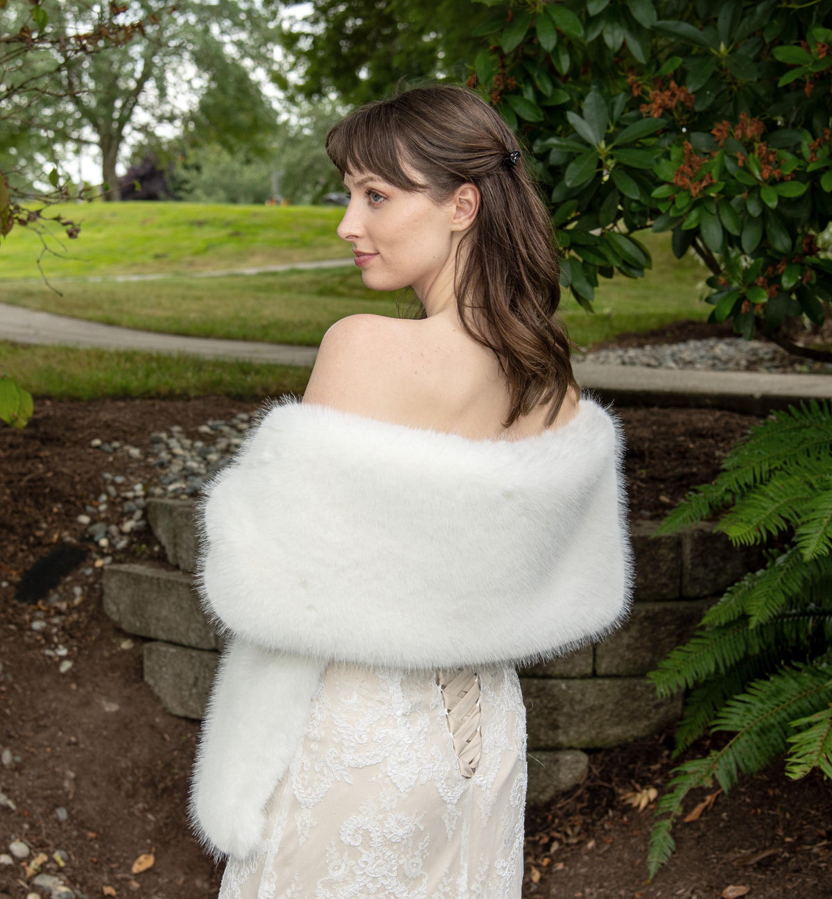 Light Ivory Faux Fur Shawl Wedding Stole, Soft Fleece Lined Bridal Wrap