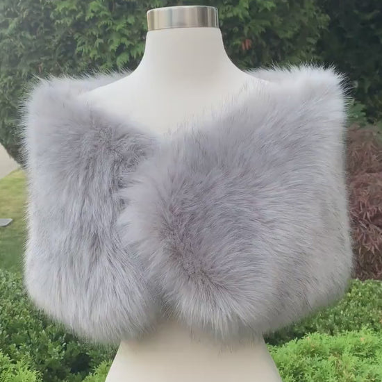 Gray faux fur wrap, silver faux fur stole, faux fur shawl, bridal wrap, wedding shrug, bridal shrug, faux fur cape, faux fur wrap B012-gray