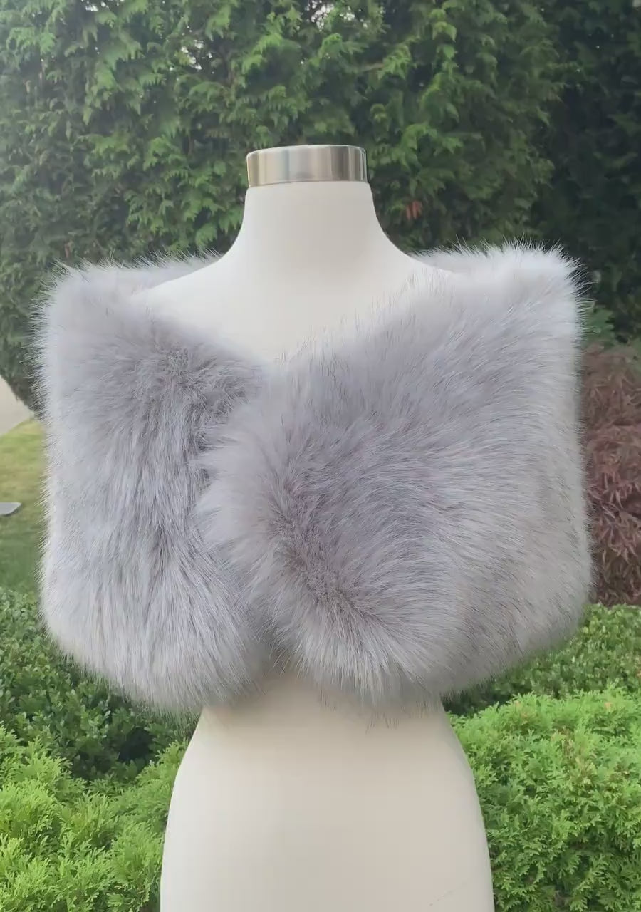 Gray faux fur wrap, silver faux fur stole, faux fur shawl, bridal wrap, wedding shrug, bridal shrug, faux fur cape, faux fur wrap B012-gray