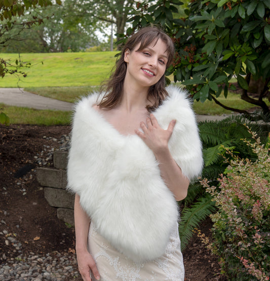 Ivory faux fur bridal wrap faux fur shawl faux fur stole wedding shrug bridal shrug faux fur cape faux fur wrap bridal